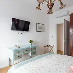 Domus Veneranda Hébergement de vacances Rome